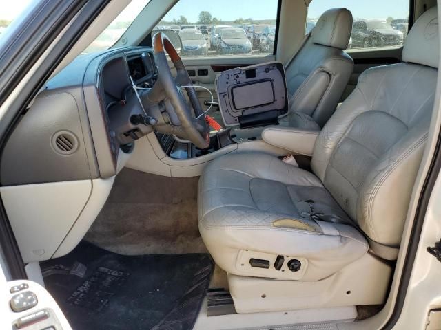 2002 Cadillac Escalade Luxury