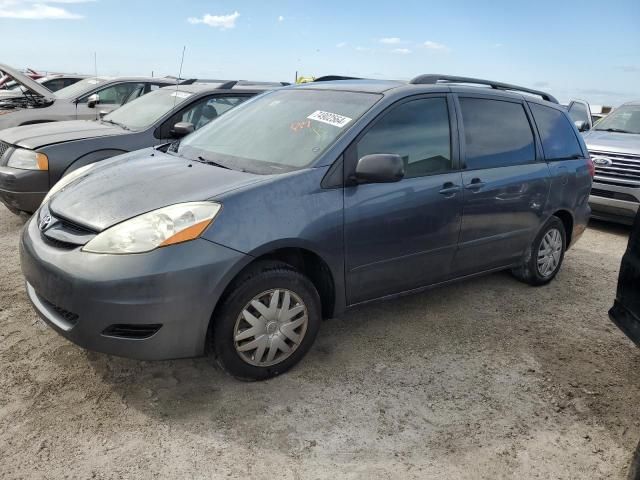 2006 Toyota Sienna CE