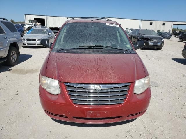 2007 Chrysler Town & Country Touring