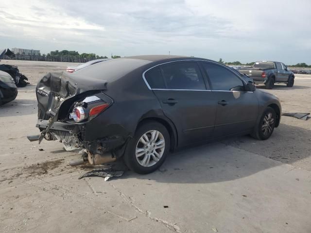 2010 Nissan Altima Base