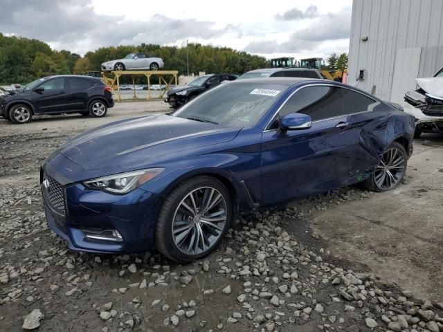 2018 Infiniti Q60 Luxe 300