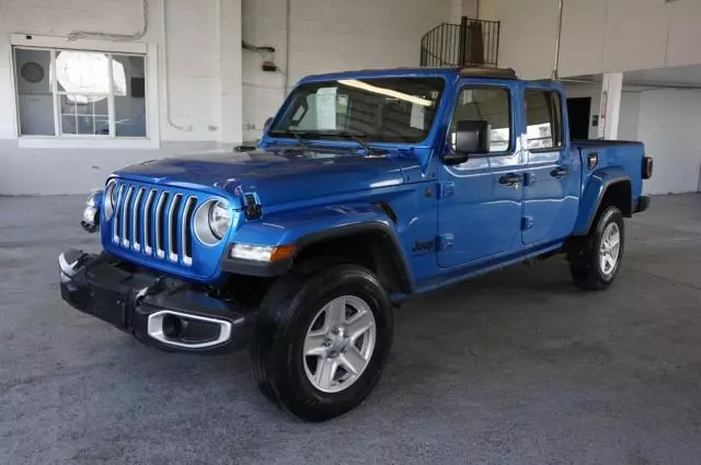 2023 Jeep Gladiator Sport