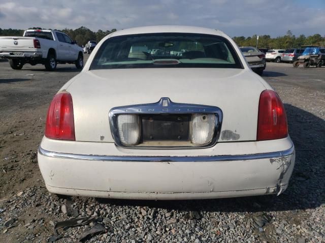 2001 Lincoln Town Car Executive