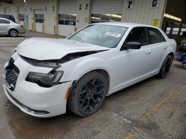 2019 Chrysler 300 Touring