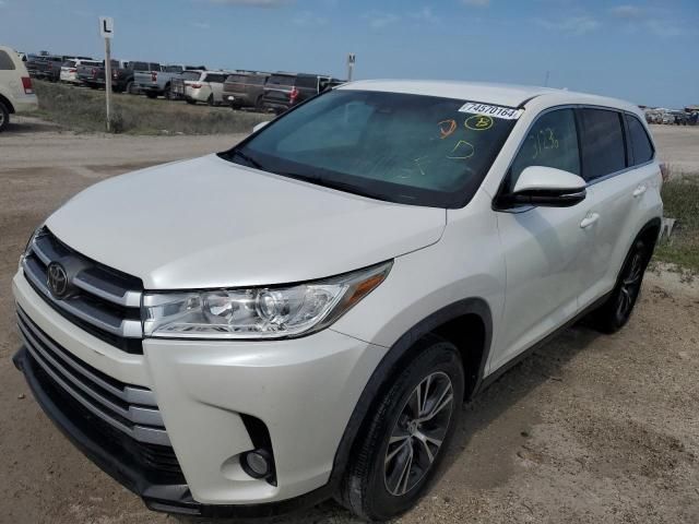 2019 Toyota Highlander LE