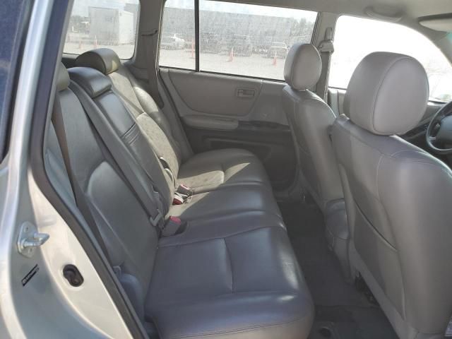 2004 Toyota Highlander Base