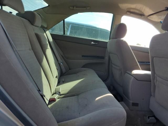 2005 Toyota Camry LE