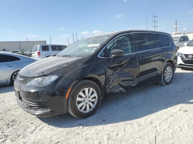 2020 Chrysler Voyager L