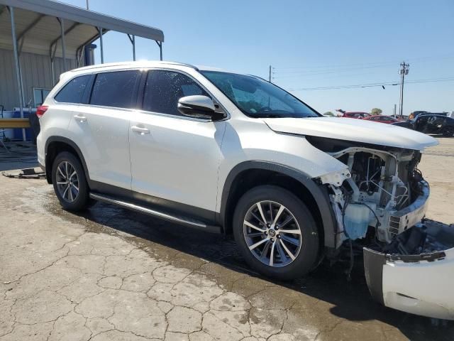 2019 Toyota Highlander SE