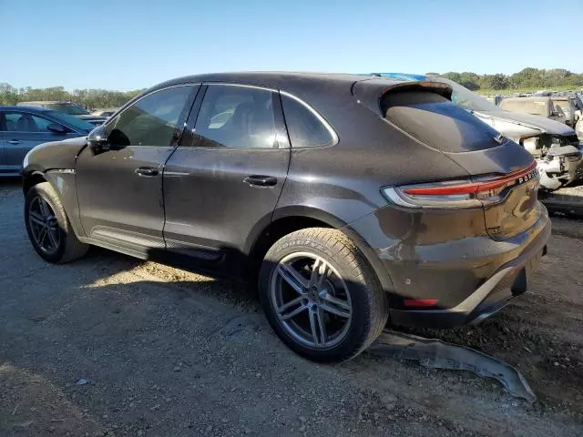 2022 Porsche Macan