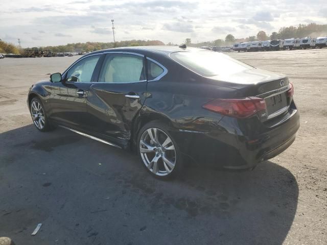 2017 Infiniti Q70 3.7