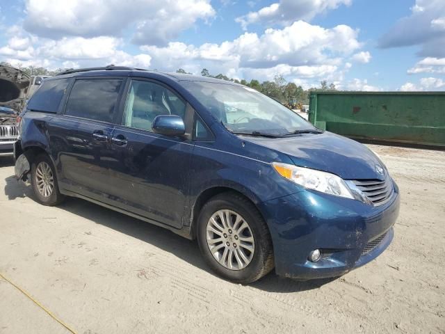 2012 Toyota Sienna XLE