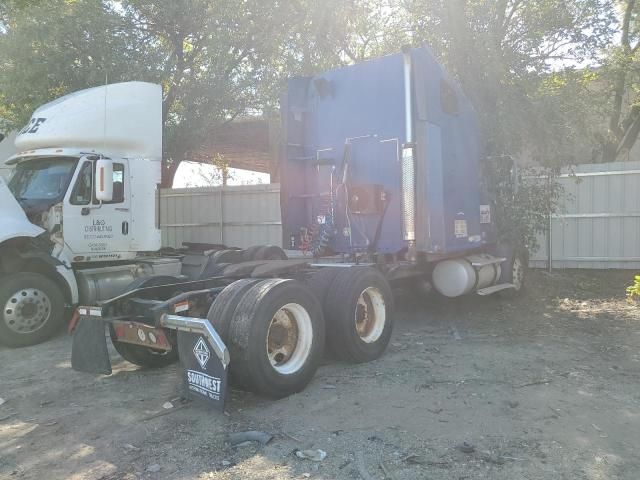 2007 Freightliner Conventional Columbia