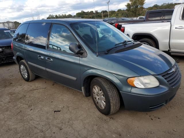 2007 Chrysler Town & Country LX