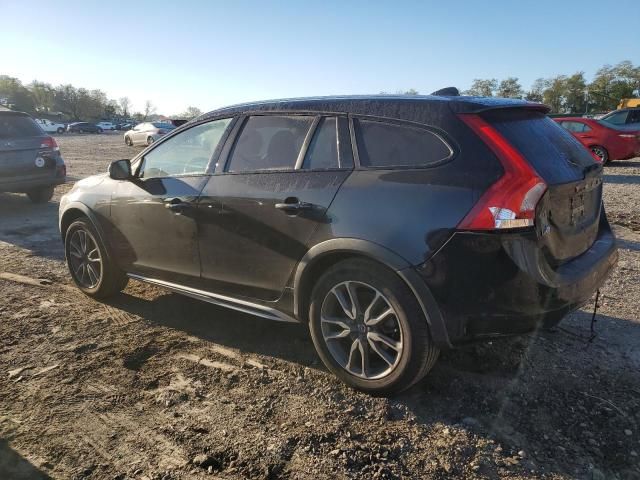 2017 Volvo V60 Cross Country Premier