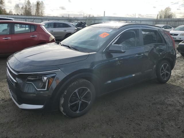 2023 KIA Niro EX