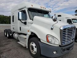 Salvage trucks for sale at Assonet, MA auction: 2019 Freightliner Cascadia 125