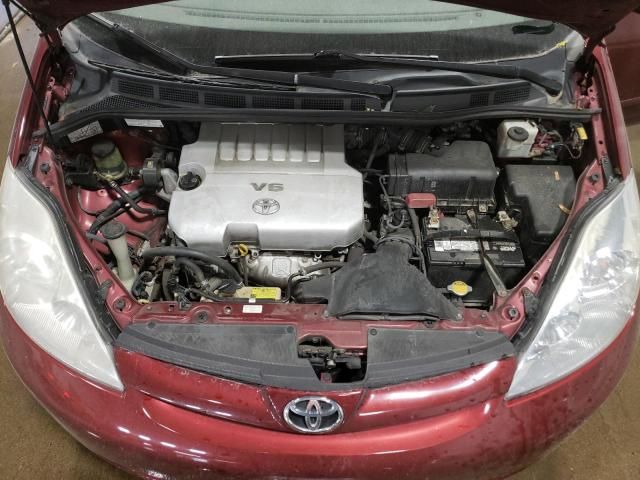 2007 Toyota Sienna XLE