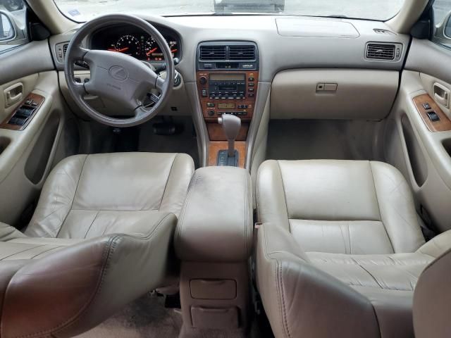 2000 Lexus ES 300