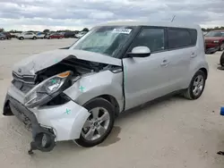 Carros salvage sin ofertas aún a la venta en subasta: 2019 KIA Soul