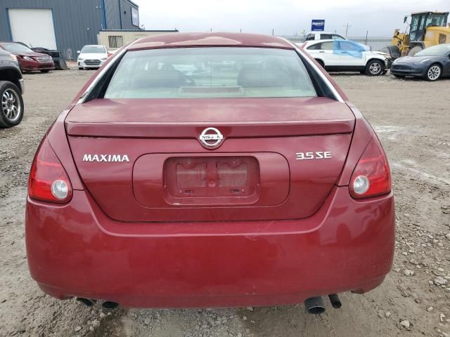 2004 Nissan Maxima SE