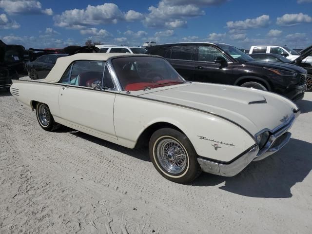 1961 Ford Thunderbird