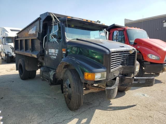 1998 International 4000 4700