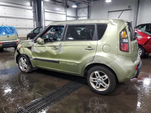 2011 KIA Soul +