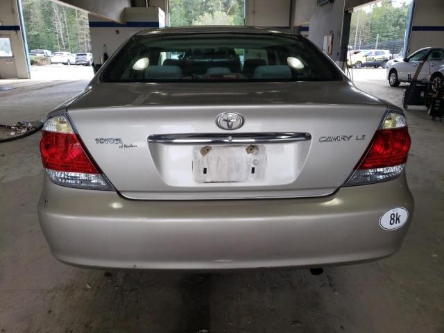 2005 Toyota Camry LE