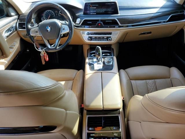 2016 BMW 750 XI