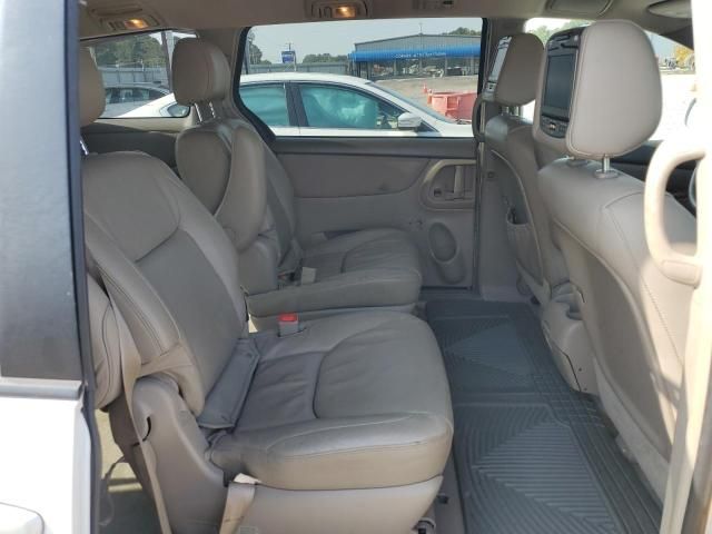 2007 Toyota Sienna XLE