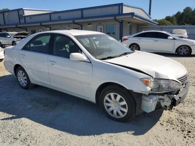 2005 Toyota Camry LE