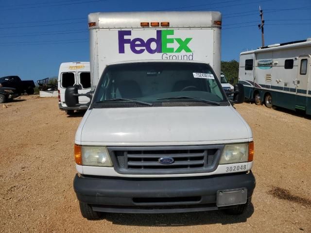 2006 Ford Econoline E350 Super Duty Cutaway Van