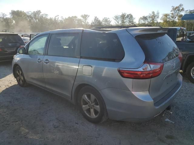 2015 Toyota Sienna LE