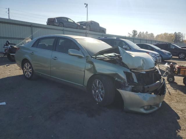 2010 Toyota Avalon XL