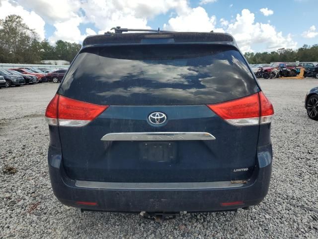 2012 Toyota Sienna XLE