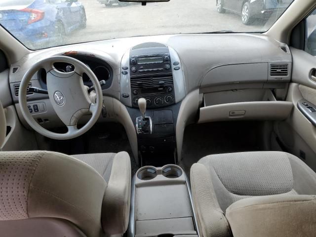 2007 Toyota Sienna CE