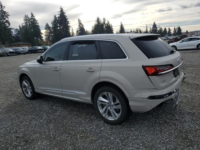 2020 Audi Q7 Premium Plus