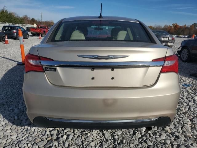 2013 Chrysler 200 Touring