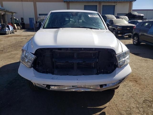 2023 Dodge RAM 1500 Classic SLT