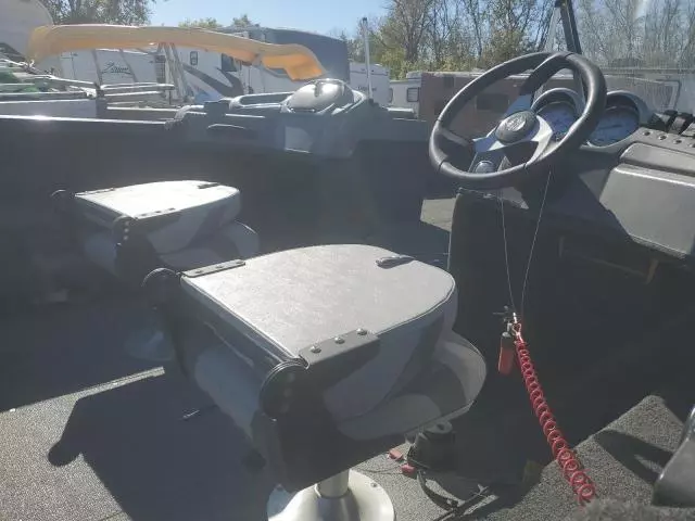 2013 Polaris Boat