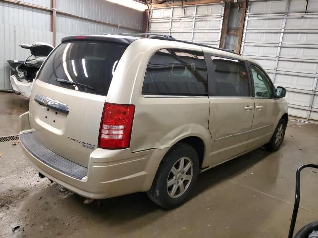 2010 Chrysler Town & Country Touring