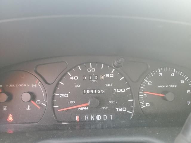 2000 Ford Taurus SE