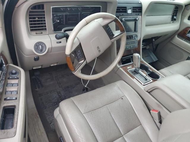 2013 Lincoln Navigator L