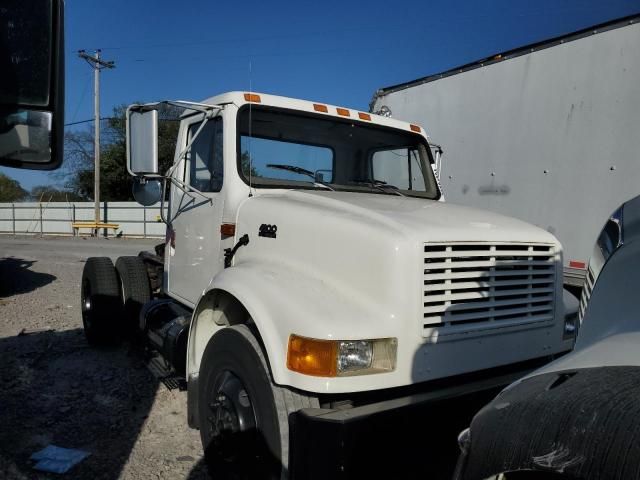 2001 International 4000 4900