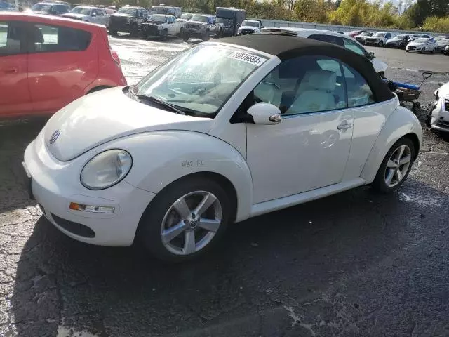 2007 Volkswagen New Beetle Triple White