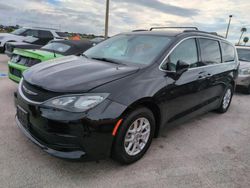 2021 Chrysler Voyager LXI en venta en Riverview, FL