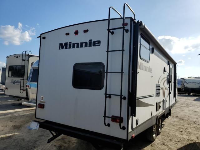 2018 Winnebago Minnie