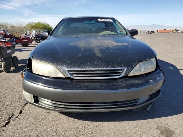 2000 Lexus ES 300