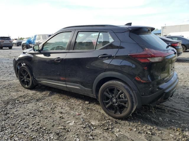 2021 Nissan Kicks SR